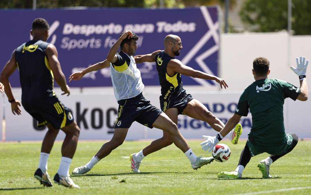 Fenerbahçe başaramadı: Jhon Duran geçti 10